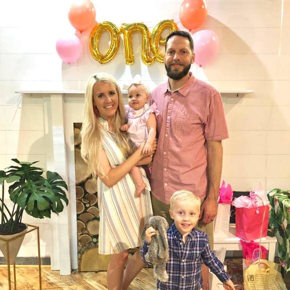 Meet your Posher, Jenny - Picture 1 of 1